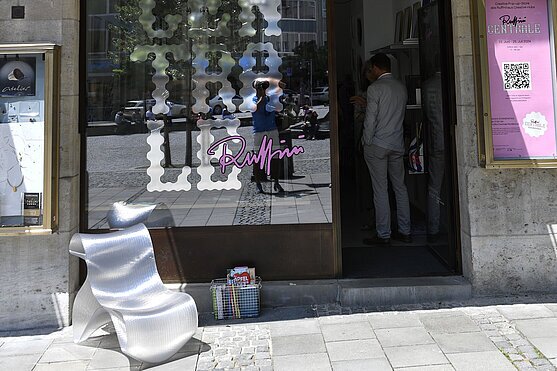 Spaziergang durch die Kreativ München-Läden in der Innenstadt