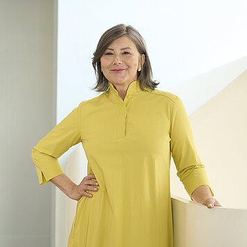 Mirka  Nassiri